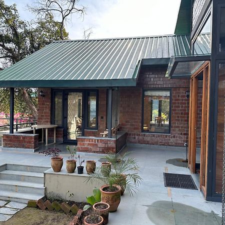 Terra Cottage Palahu Exterior photo