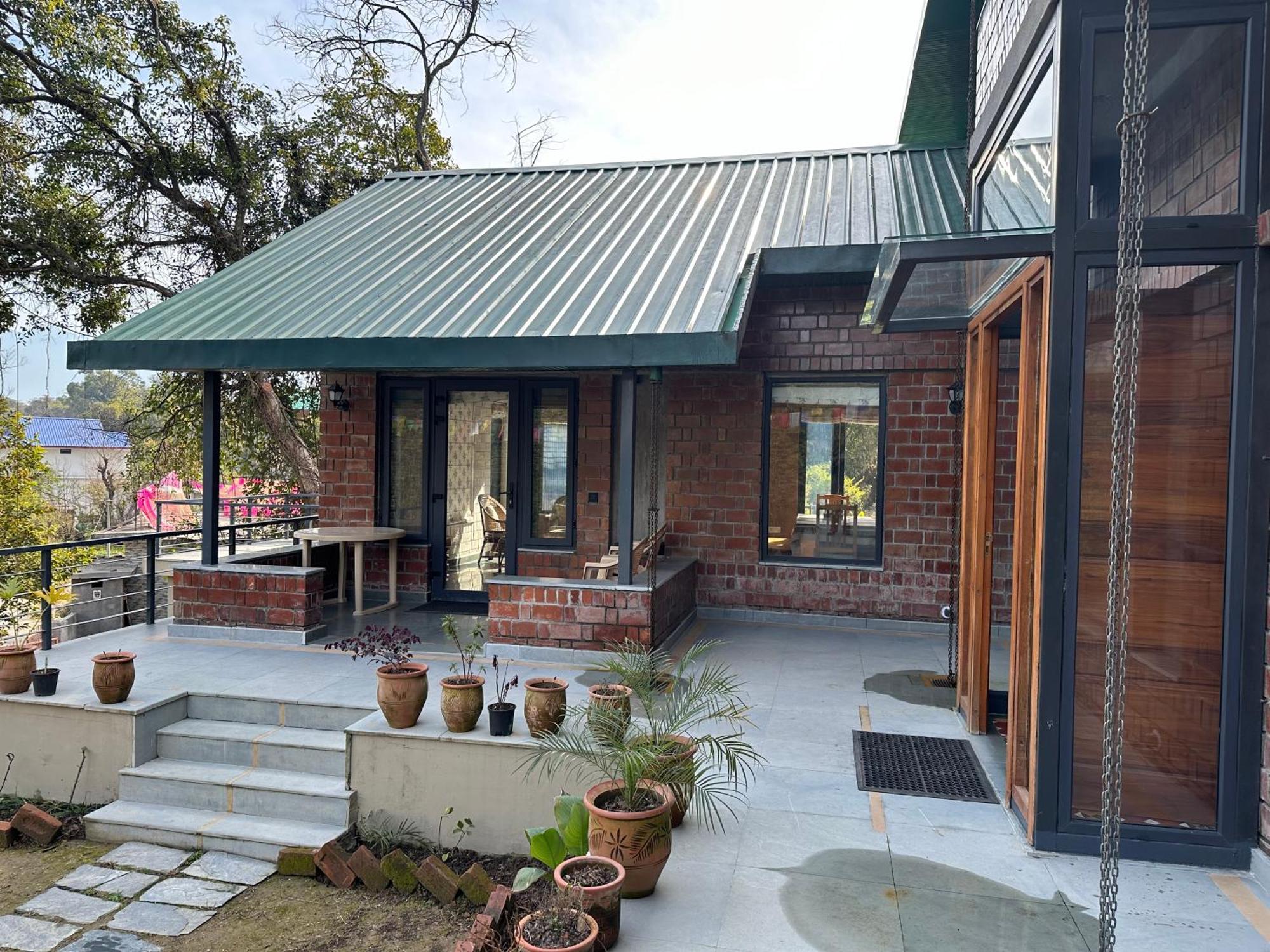 Terra Cottage Palahu Exterior photo